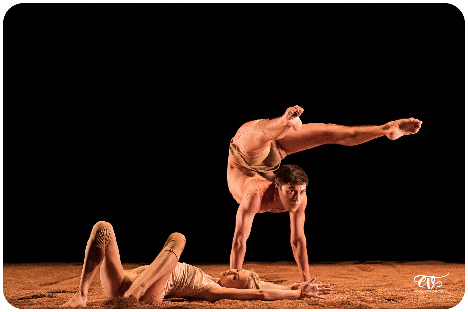 MY LAND (RECIRQUEL COMPANY)